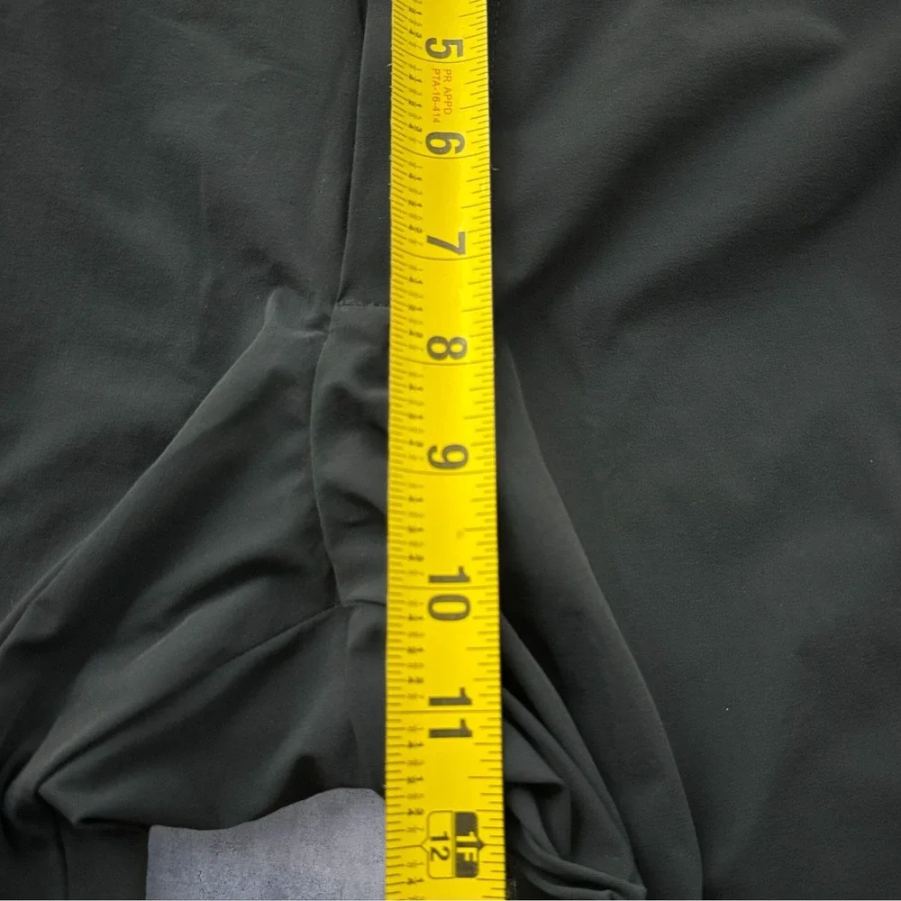 Perry Ellis Golf Performance Pants Men's 33x30 Navy Slim Fit Stretch EUC